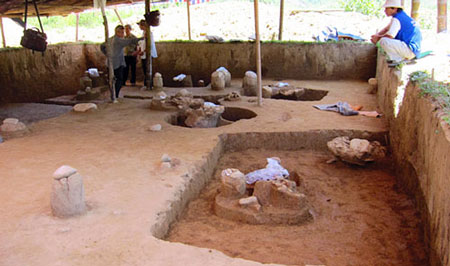 Discover 10 ancient tombs dating back more than 3,000 years