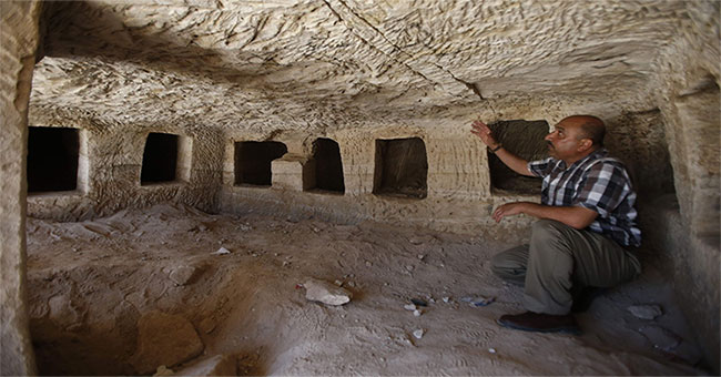 Discover dozens of tombs in ancient Rome in Palestine