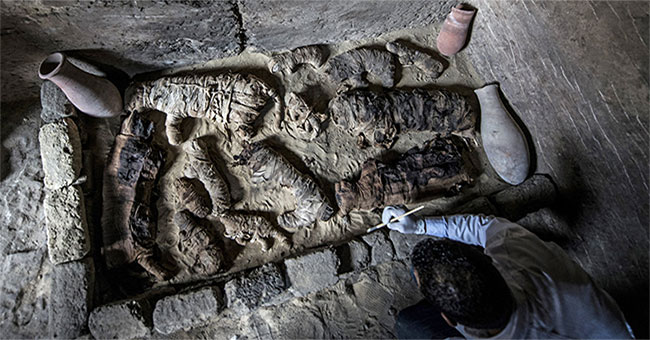 Discover hundreds of 6,000-year-old mummies in 7 Egyptian catacombs