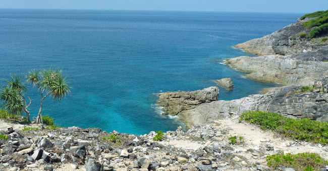 Discover the beauty of paradise island about to be closed in Thailand