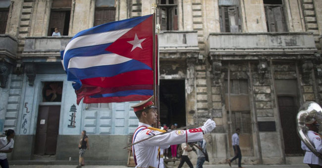 Discover the daily life of Cuban people