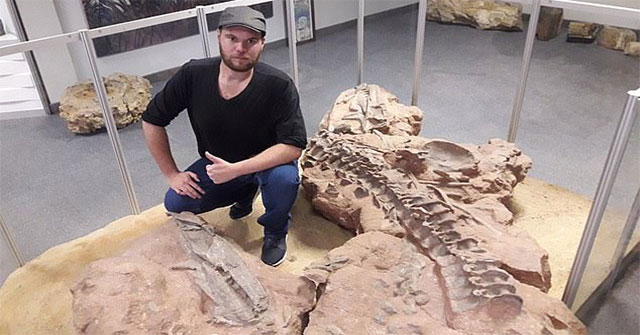 Discover the giant 10-meter-long crocodile vestiges specialized in hunting dinosaurs