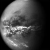 Discover the plastic material on Saturn's moon