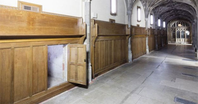 Discover the secret passage in the British Parliament leading into historical treasures