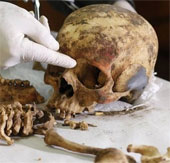 Discover treasures in ancient tombs in Peru