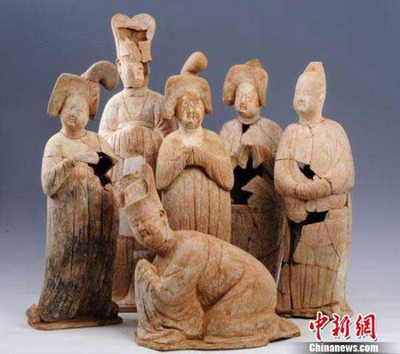 Discovered 1,200-year-old ancient tomb in China