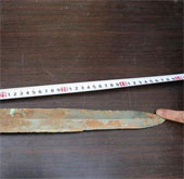 Discovered a 3,000-year-old sword