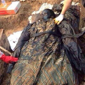 Discovered a 300-year-old mysterious mummy in China