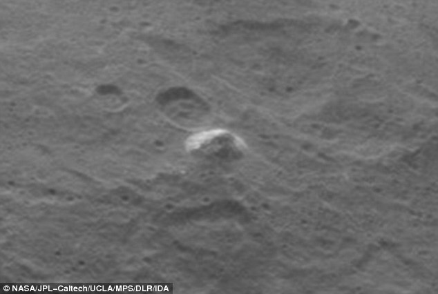Discovered a mysterious pyramid-shaped mountain on a dwarf planet Ceres