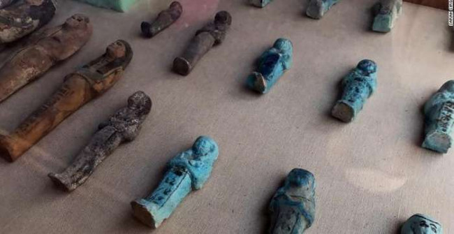 Discovered an ancient tomb over 3,500 years old in Egypt