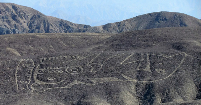 Discovered more than 20 strange giant drawings in the desert of Peru