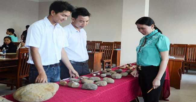Discovered the stone ax processing factory dating back more than 5,000 years in Gia Lai