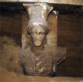 Discovered two female statues in the Amphipolis tomb area