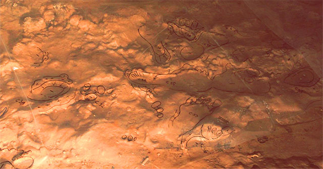 Discovering extremely rare footprints of ancient people 14,000 years ago