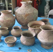 Discovering many precious artifacts at Phoi Tuyen and Bai Co relics