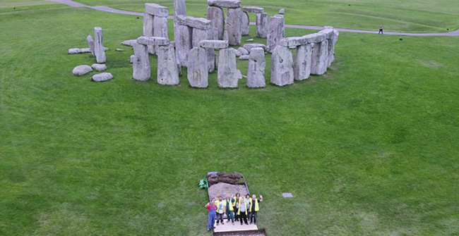 Discovering more mysteries in ancient stone dumps Stonehenge 5,000 years in England