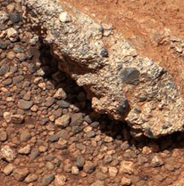 Discovering vestiges of streams on Mars