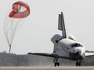 Discovery ship returned to Earth safely