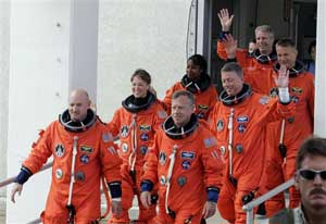 Discovery spacecraft was launched after 3 days of delay