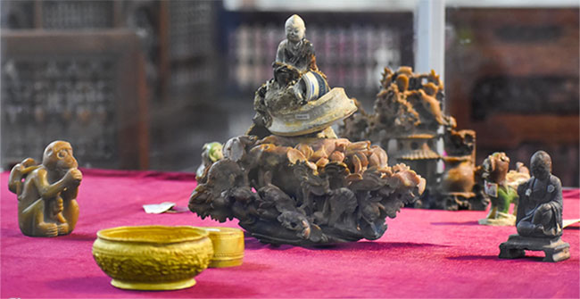 Display of antiquities in 9 shipwrecks