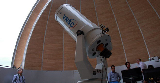 Disseminate space technology knowledge at Nha Trang Observatory