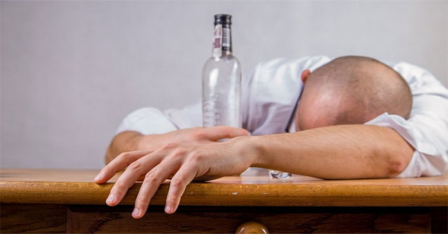 Do not drink alcohol to drunkenness because it can affect the brain