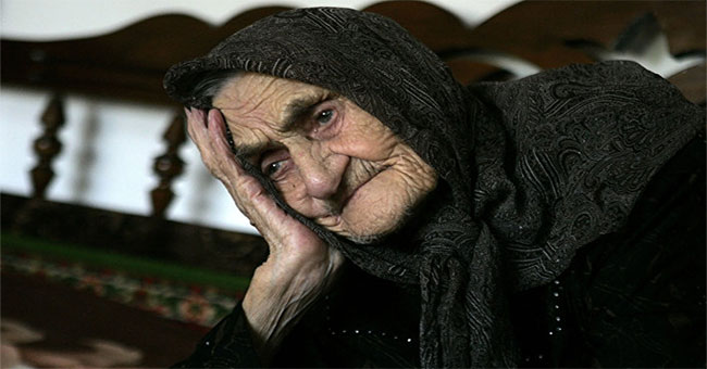 Does genetic mutation help humans live longer than 100 years?