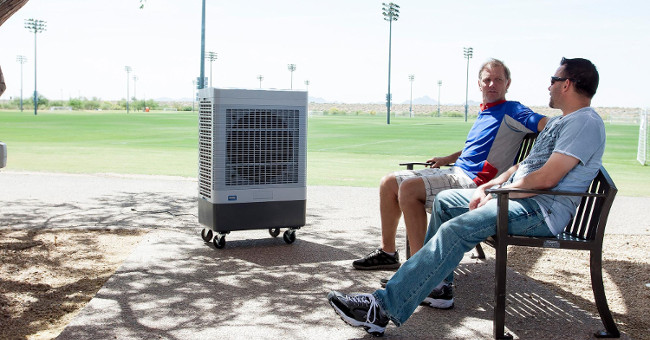 Does the 'air conditioner' fan really regulate?