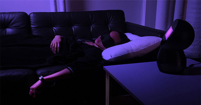 Dream Machine: Helps brain exploitation in the most strange phase of sleep