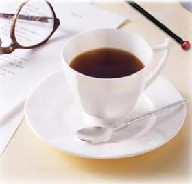 Drinking coffee can reduce eyelid twitching