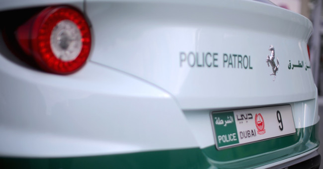 Dubai launches smart car sea, automatically alert the police, deduct money when breaking the law