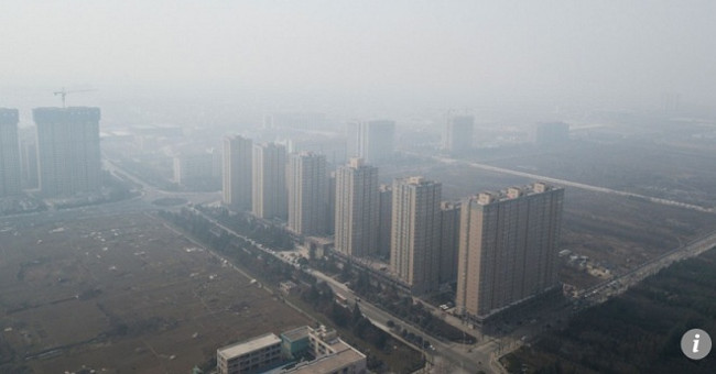 Dust covering the Chinese city is harder than steel