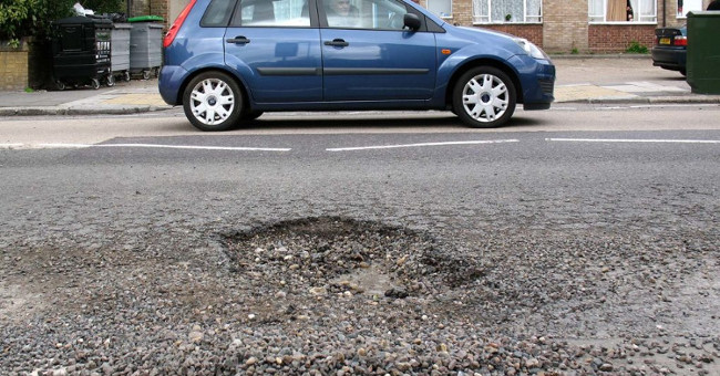 Dutch patent and testing asphalt has the ability to ... fill the pothole itself