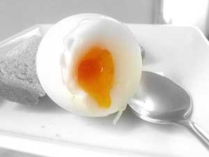 Eat eggs for weight loss, strong bones