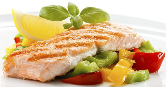 Eating fish may reduce the risk of heart attack in people with type 2 diabetes