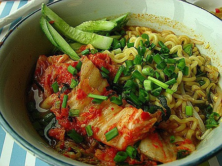 Eating instant noodles is often harmful to health