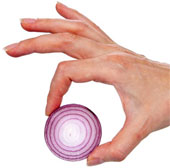Eating onions benefits the heart and prevents cancer