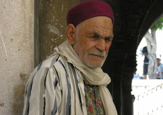 Eating salty is not good for the elderly brain and heart