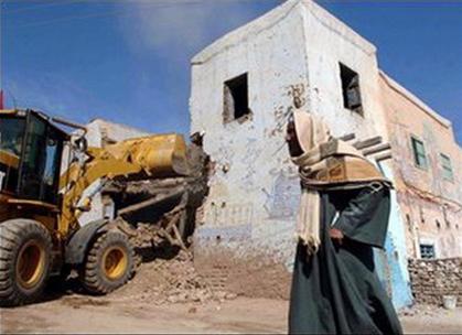 Egypt: Relocate people to protect Pharaon's tomb