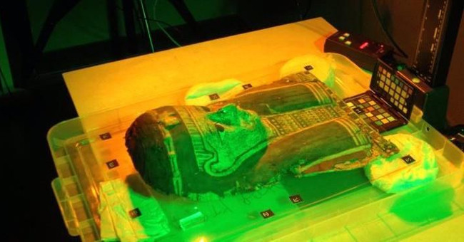 Egyptian mummy 3,000 years of eternal rest by the people of today