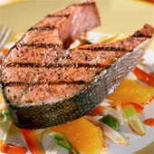 Elderly people who eat a lot of fish lose 39% of the risk