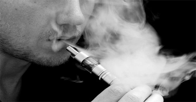 Electronic cigarettes: Invention helps detox or new killer?