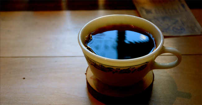 Eliminate the bitter taste of coffee with eggs