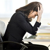 Email helps to deceive people who lie