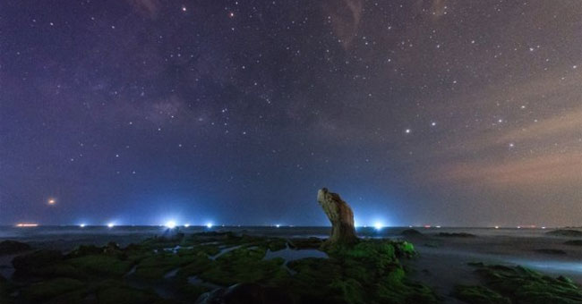 Enjoy the pure Milky Way season