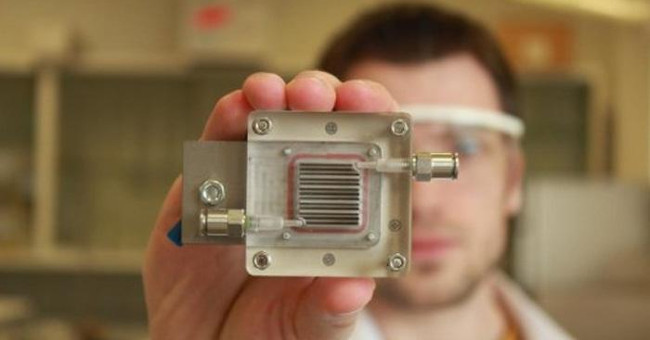 Equipment for air purification and energy generation from air pollution
