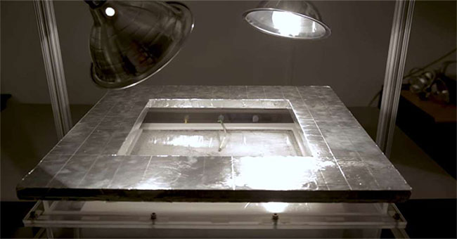 Equipment to create water from the air used in the desert