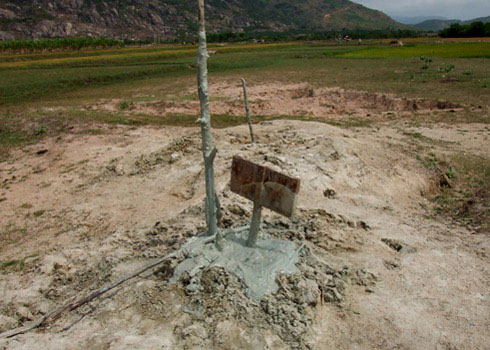 Eruption sludge in Ninh Thuan is a geological disaster