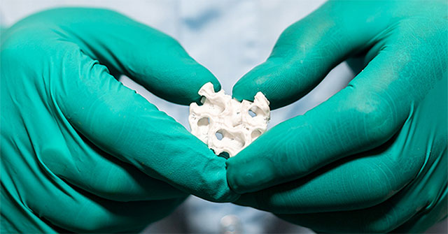 ESA is studying 3D bone and skin printing to help save accidents in space