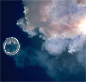 Europe's highest volcano sprayed round smoke